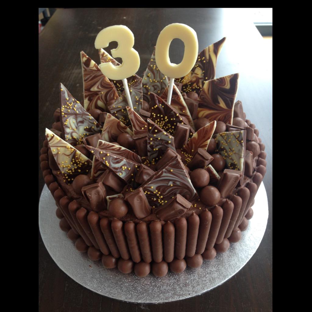 downiesbrownies's tweet photo. Katherine Sabbath inspired chocolate overload cake from last weekend #chocolate #katherinesabbath http://t.co/xnHAOv8Lvh
