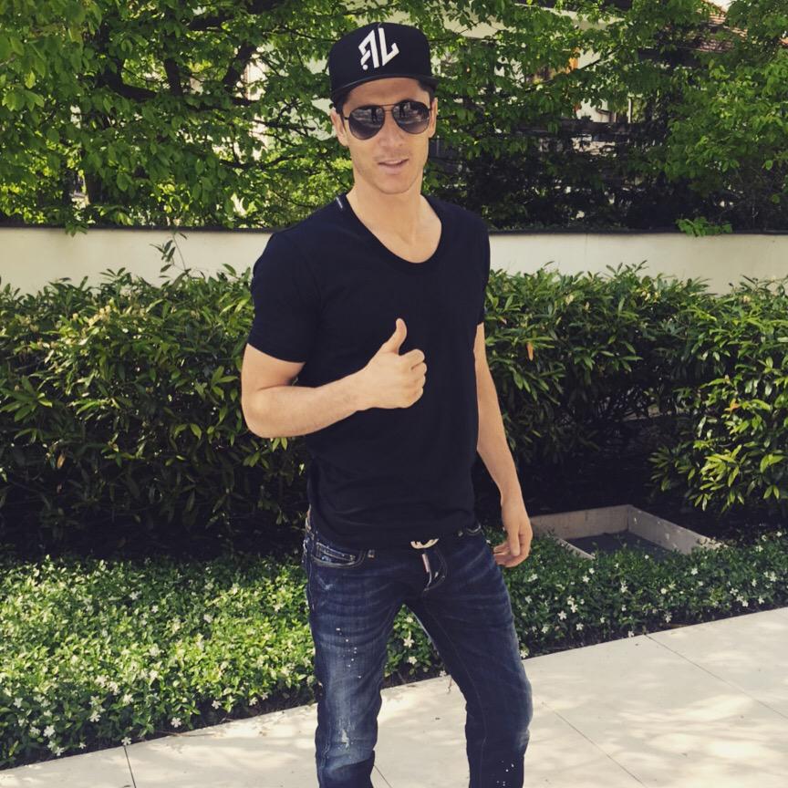 Robert Lewandowski tweet media