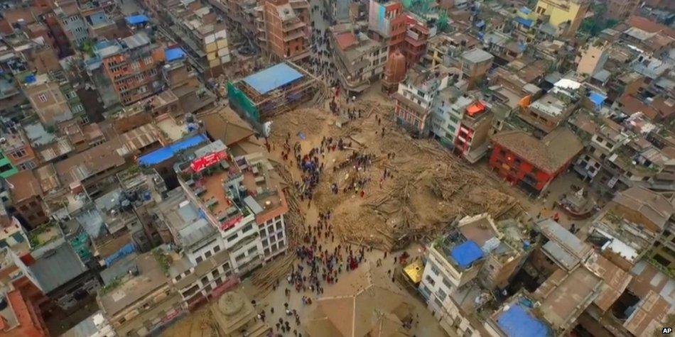 BBCWorld's tweet photo. Drones used to help #NepalEarthquake victims http://t.co/0TC9Io1RVD http://t.co/et7CmNEfrv