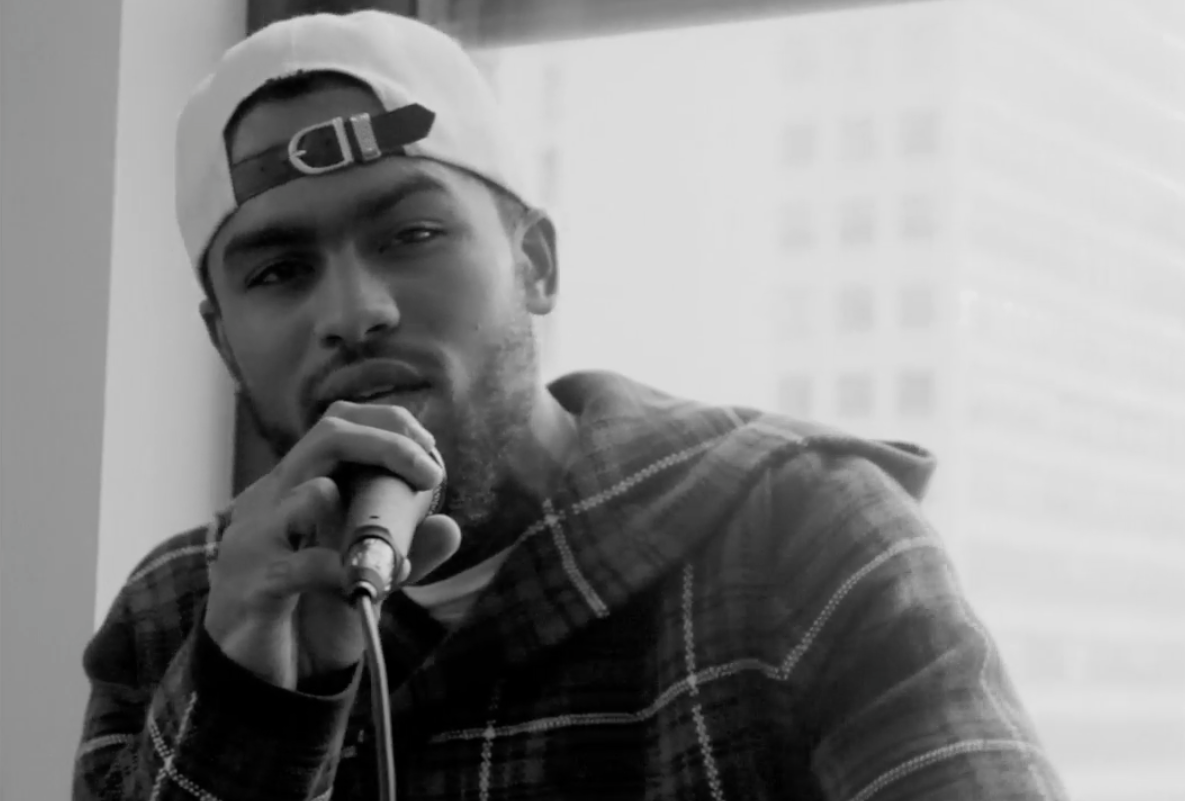 .<a href="/Dave_East/">Dave east</a> &amp; <a href="/Rocawear/">Rocawear</a> team up for "The Offering": bit.ly/1DKewgB