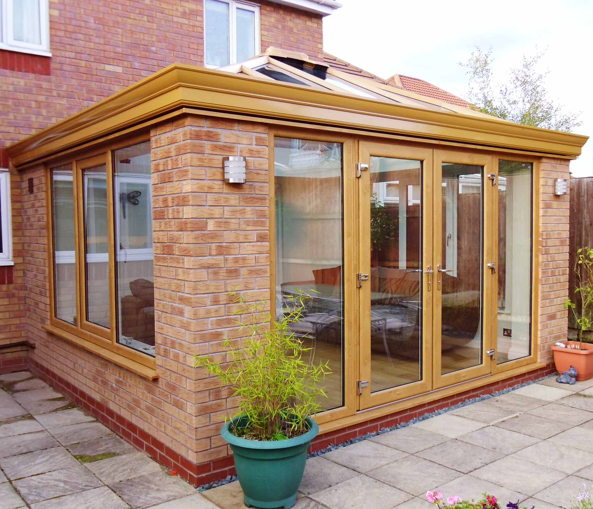 REHAUWindows's tweet image. Love this #REHAUcomp entry from @mcdermottwindow from last year, can&apos;t wait to see this years entried! #KeepSnapping