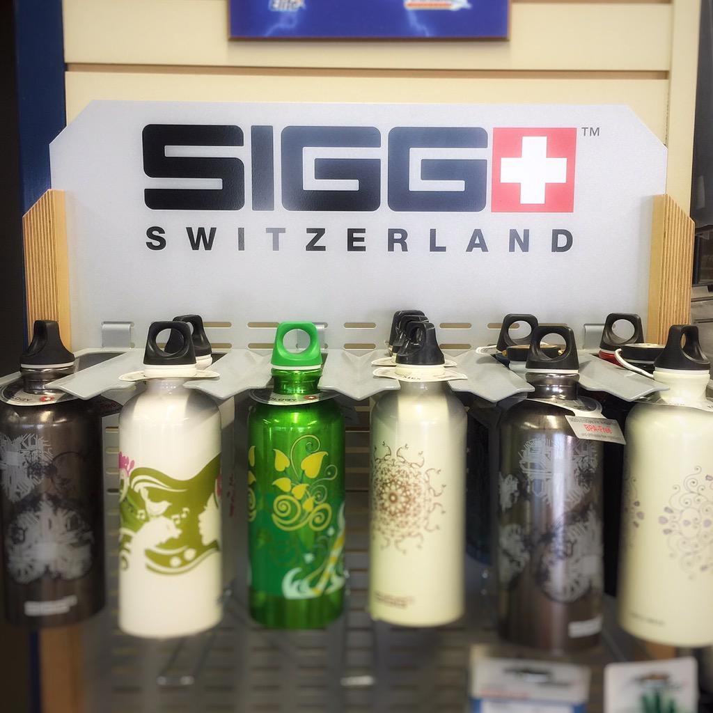 PerformanceHW's tweet photo. Huge SIGG sale right now! All SIGG products are 50% off or more till they are all gone! 14-160 Meadowood Dr. http://t.co/aRAfPURkR4