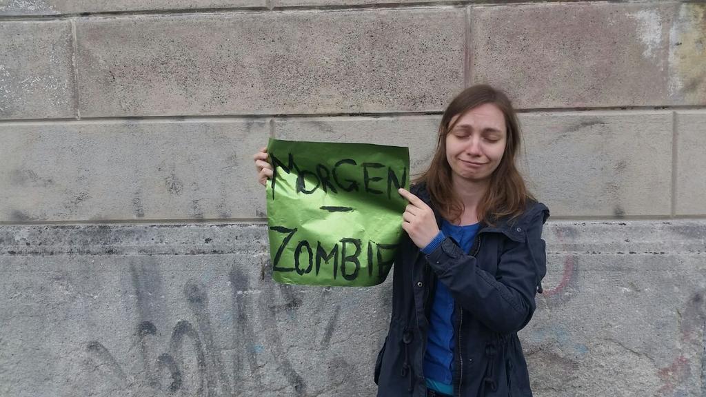 JugendPride's tweet photo. Ich oute mich als.. #JugendPride http://t.co/daik6r7xg1