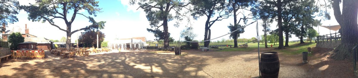 ExtremeCollab's tweet image. Headed down to double locks today and it is lookin fine 👌 beach volleyball anyone?