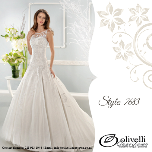 A beautiful <a href="/Cosmobella/">CARMEN TORRES</a> gown with exquisite details. Such an elegant and sophisticated dress. #OlivelliCT