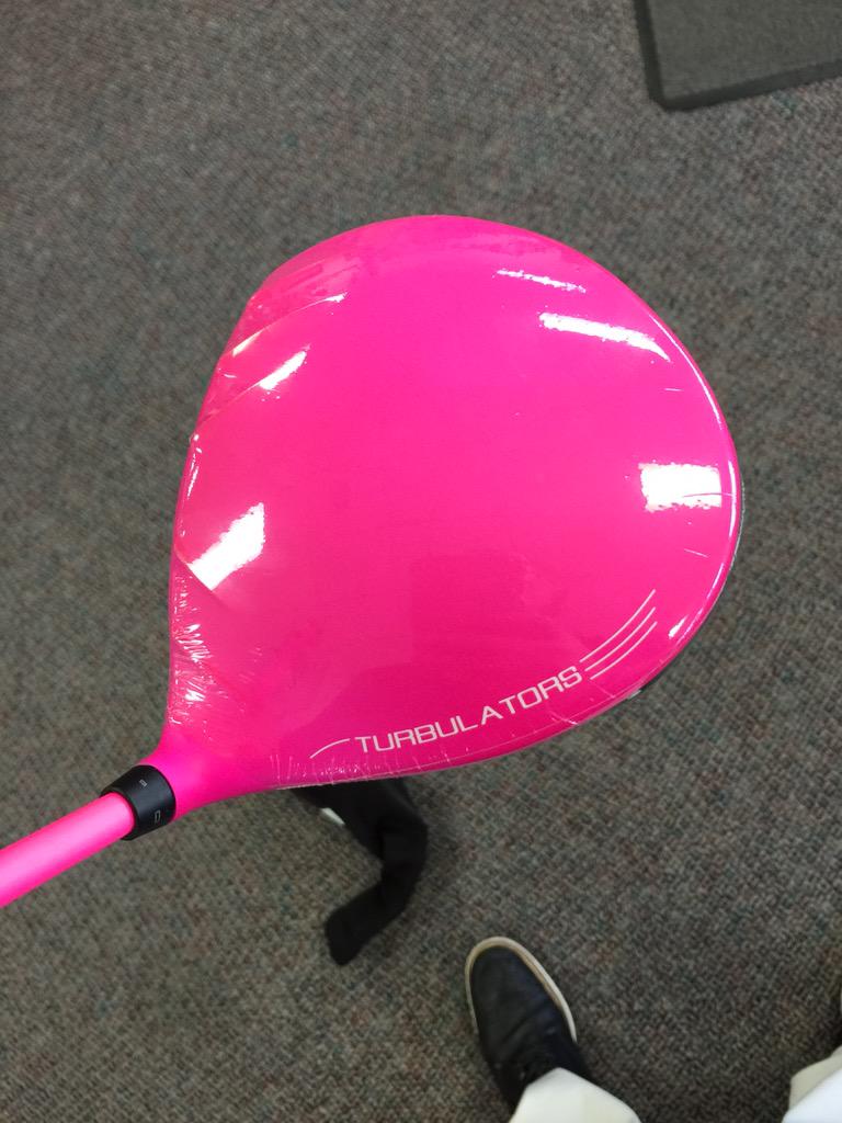 _jhahn12's tweet photo. Salute to my man @bubbawatson #G30 #Pink #BubbaDriver http://t.co/cvXYzFAkKr