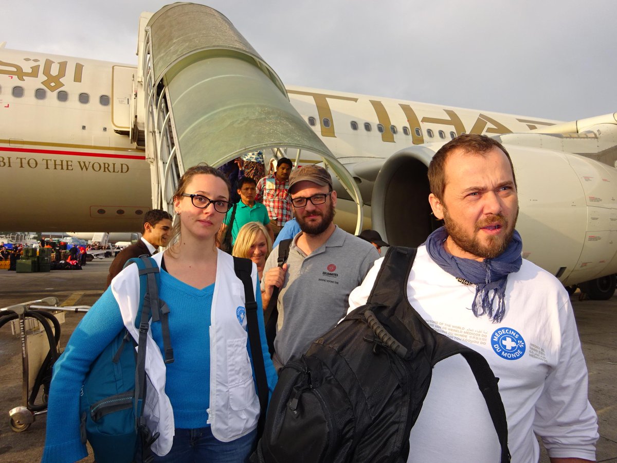 Solidarites_Int's tweet photo. #NepalEarthquake - @angiodede, resp. Eau, hygiène et assainissement est arrivé à Katmandou avec @MdM_France http://t.co/nM0mFAglK2