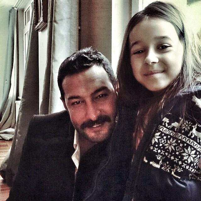 #KüçükAğaSet #Özledik #SetKaresi #AliBütün ile birlikte..
@AliButunResmi