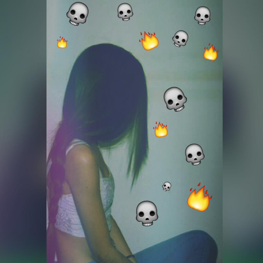 Acepta la locura. (...) Crea el delirio. Establece la duda. Alimenta la paranoia.