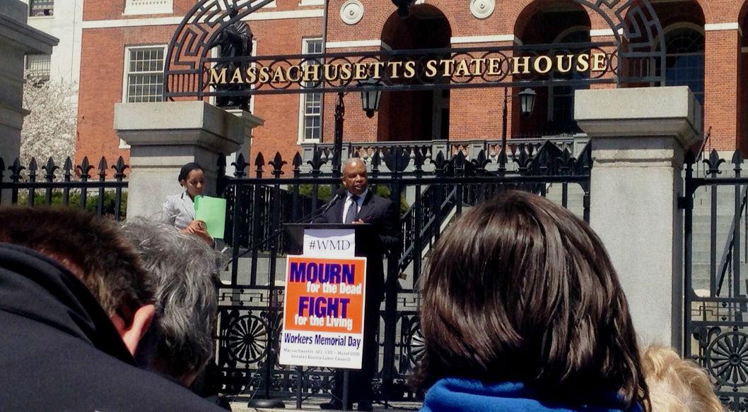 MassLWD's tweet image. Secretary Walker commemorating fallen #MAworkers. Do your part, increase #WorkplaceSafety: ow.ly/MhMBL