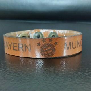 Yuk diorder gelang kulit desain customnya!!!  Desain bebas sesuka hati kalian Line : Nugrahaputrakar