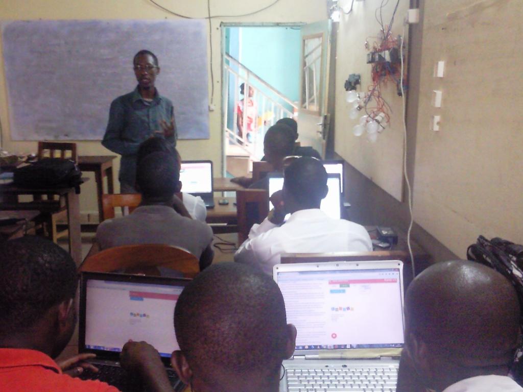 EduAirBox tweet picture