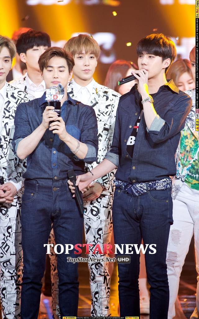 KyungsooBR's tweet photo. [#VIDEO 28/04] EXO ganhou em #1 lugar no THE SHOW 🎉 #CallMeBaby15thWin 
https://t.co/ERoOcSgzGs http://t.co/a2mAHiRpjq