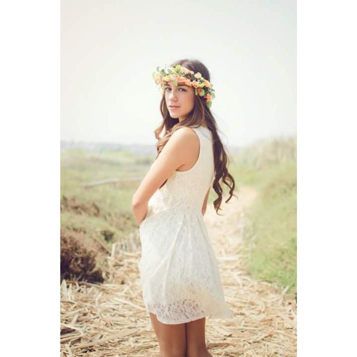 FCOLuanaBarron's tweet photo. @Luanabarron99 #QueenBella sesión de fotos! Lu sales súper linda te amamos besos 💋💜👸 http://t.co/kEOZNtT8Rk