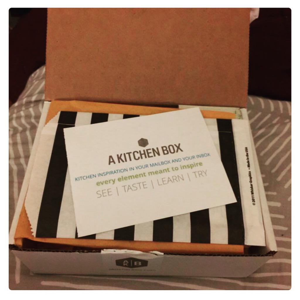teach_wife's tweet photo. https://t.co/EENnOugKdS check out my @akitchenbox #unboxing #Foodporrn #foodie #Foodiechats #foodtubemag #bblogger http://t.co/7klO0YAvjf