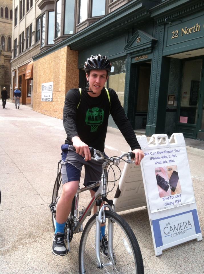 CommunitiesONHS's tweet photo. @Josh_Leib is ready to immerse himself in the bike culture of Madison! #shiftgears @WheelFeverWHS @BikeFed http://t.co/wdUfU4DIC4