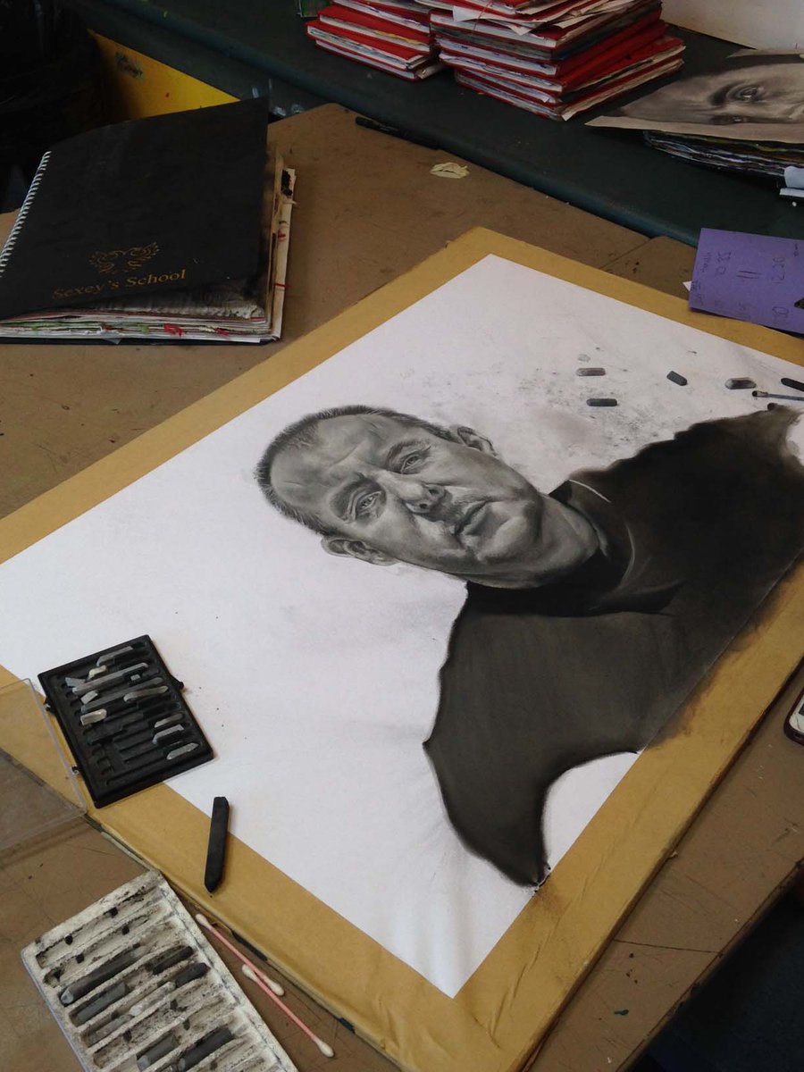 SexeysArts's tweet photo. Budding artists hard at work on their exam projects - fantastic range of responses &amp; creative visions @SexeysSchool! http://t.co/B6tE4Vcfjj