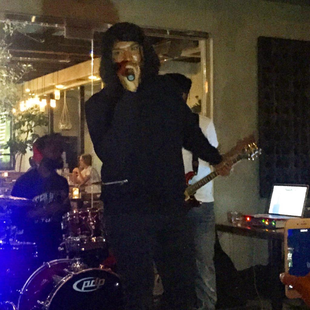 RondorMusic's tweet photo. Just @PRINCECHARLEZ killing it, per usual - thanks to everyone who came out to our showcase last night! http://t.co/Z67zaFZmwr