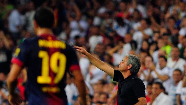 Futbool_Fotos's tweet photo. El Barça enfrentará al Chelsea de Mou y otros tres equipazos en su gira de verano http://t.co/NghfVswvxp http://t.co/wi7oHOxbN5