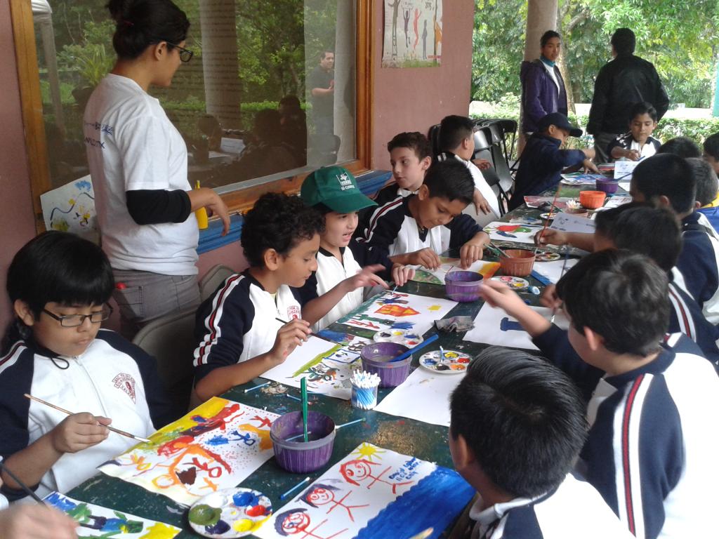 JEX_IVEC's tweet photo. Hoy en JEX, pequeños disfrutando de talleres gratuitos del 5º Festival Niñas y Niños por la Naturaleza y el Arte http://t.co/PmX6SYZYdT