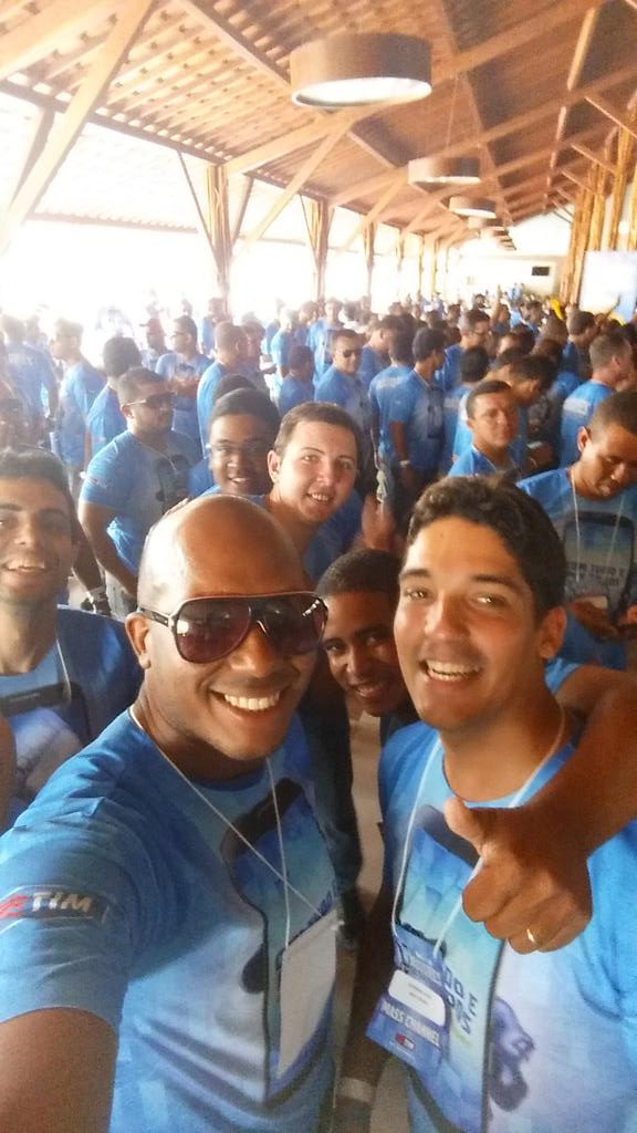 renatorecife4's tweet photo. #TimDay #MassChannel #ForcaDeVendas
#SomosOsMelhores @CarolTradeNE @CSOPEDDD_81 @matoscarlinhos1 @Damoreira_TNE http://t.co/DH8okZeOVZ