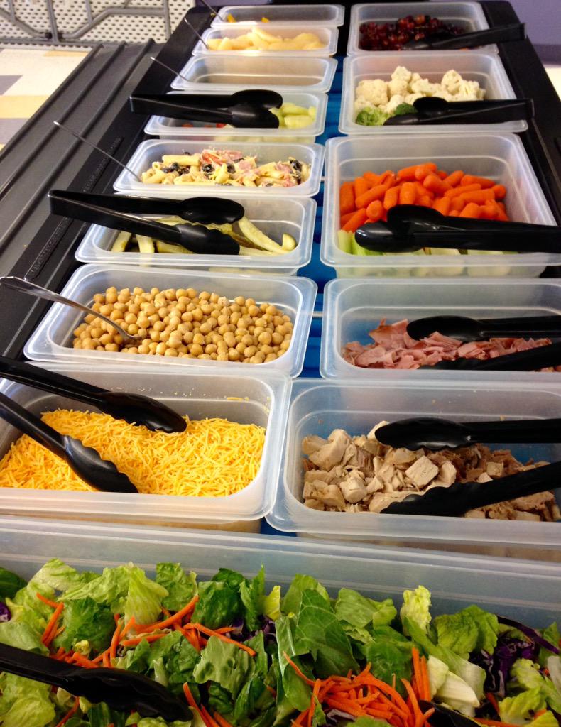 ehhdLT's tweet photo. Lizzy Narigon draws the salad bar at Park HS to better understand how placement influences food selection. http://t.co/GGybee9Fx8