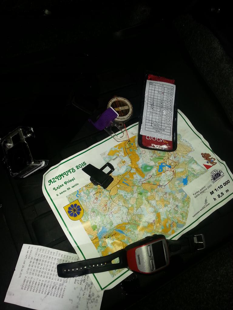 ozolandis's tweet photo. Ja trešdienā esi Smiltenē, tad, protams, ka jāuzskrien @OKAZIMUTS #Branti http://t.co/ZqMXaFChNW