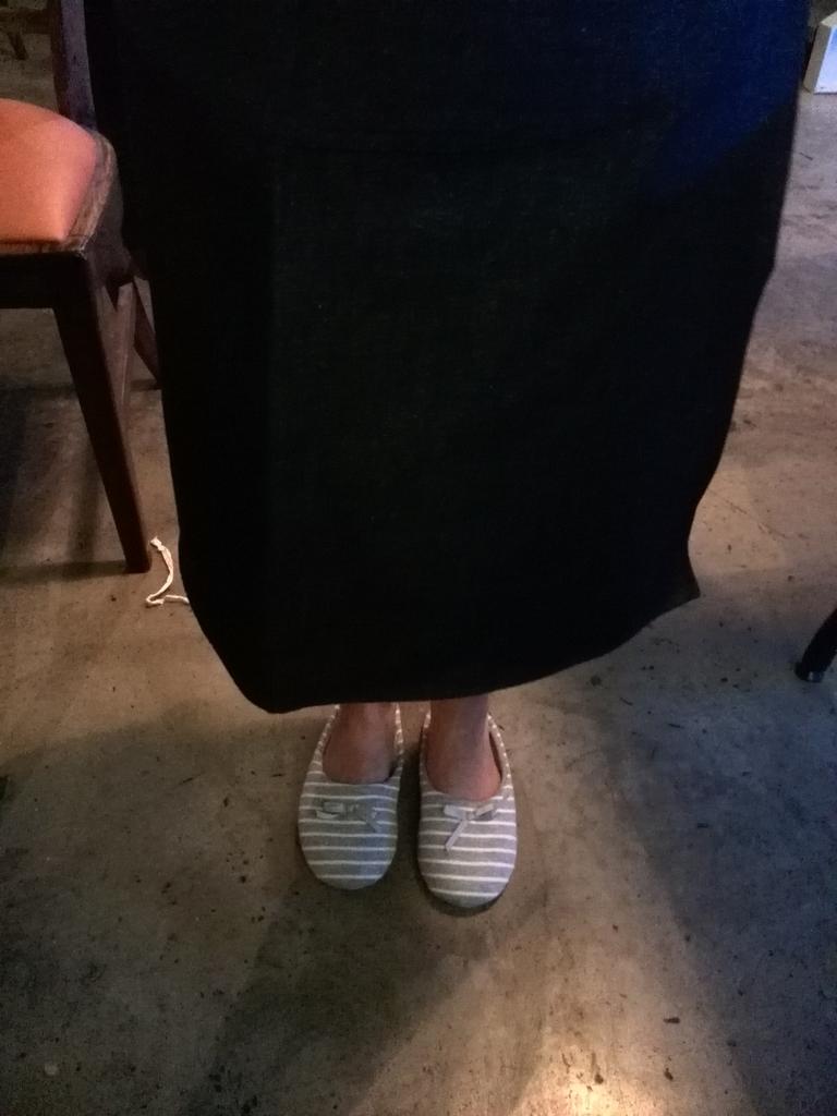 PrimiPiattiDQ's tweet photo. The stunning @SHASHINAIDOO traded her heels for slippers just us! @cotlands #ServeForACause http://t.co/CAvRNSTe8B
