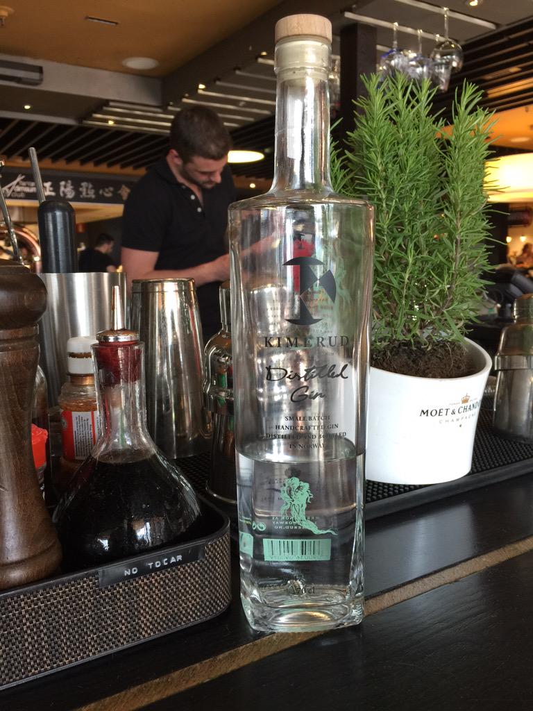 kimerudgin's tweet photo. Todo preparado para @ginmotive y nuestra Master class #kimerudgin . Té esperamos http://t.co/TufYMRpoZs
