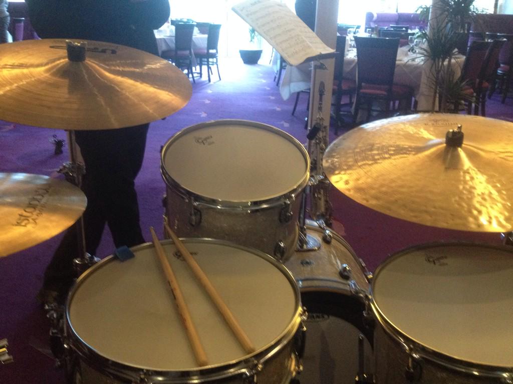adrumskinner's tweet photo. Tonight's office #Trio #Jazz http://t.co/dDvPCRtKdJ