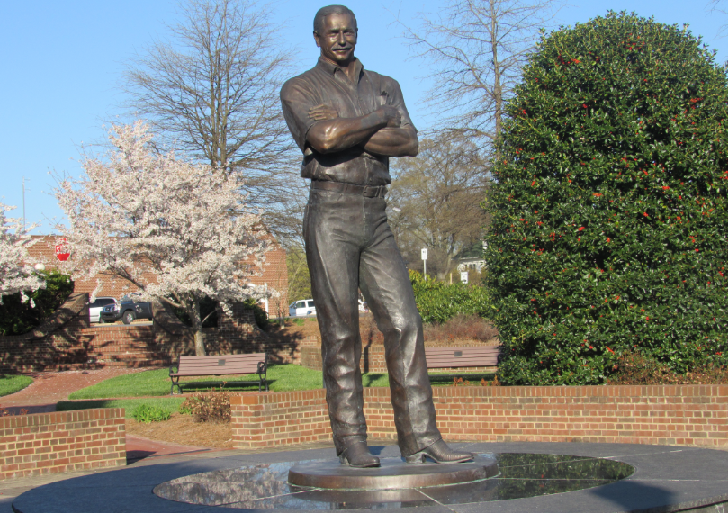Happy Birthday Dale Earnhardt, the greatest racer of all time.  