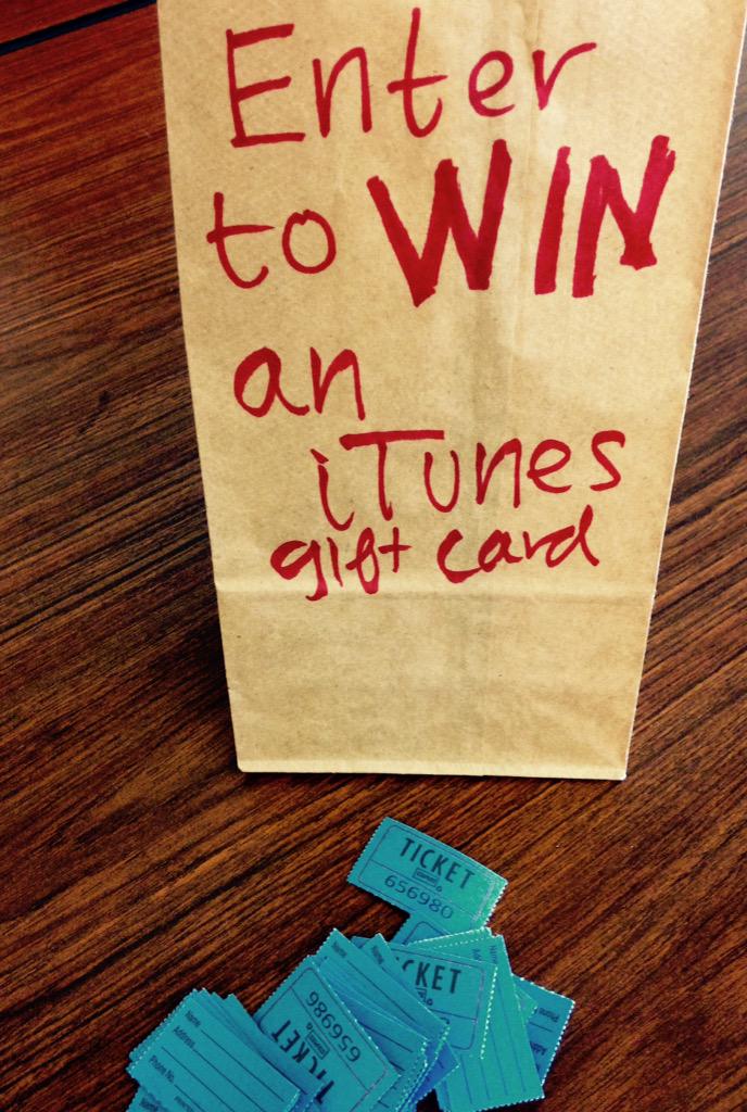 ehhdLT's tweet photo. #lunchtime! @carmenbyker @AliciaLeitch &amp; Lizzy use iTunes gift card to incentivize participation in plate waste study http://t.co/qaN9CpXZn6