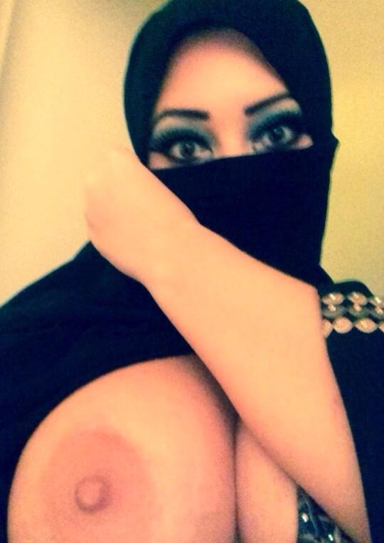 fortifiedcond's tweet photo. #Hijab #Boobs #Arab http://t.co/SocUzClboM