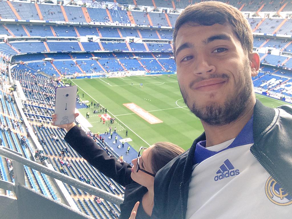 naumraz's tweet photo. #QuieroUnLumia y que le ganemos al Almeria!✌️ http://t.co/S1xglmIHhW
