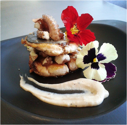 breakingwine's tweet photo. RT 1000 a esta #receta Napoleón de Bagre y Pulpo con Aderezo de Ostión (2pax) http://t.co/NC8atxvyoF 
#foodie #food http://t.co/2OROFMPDOt