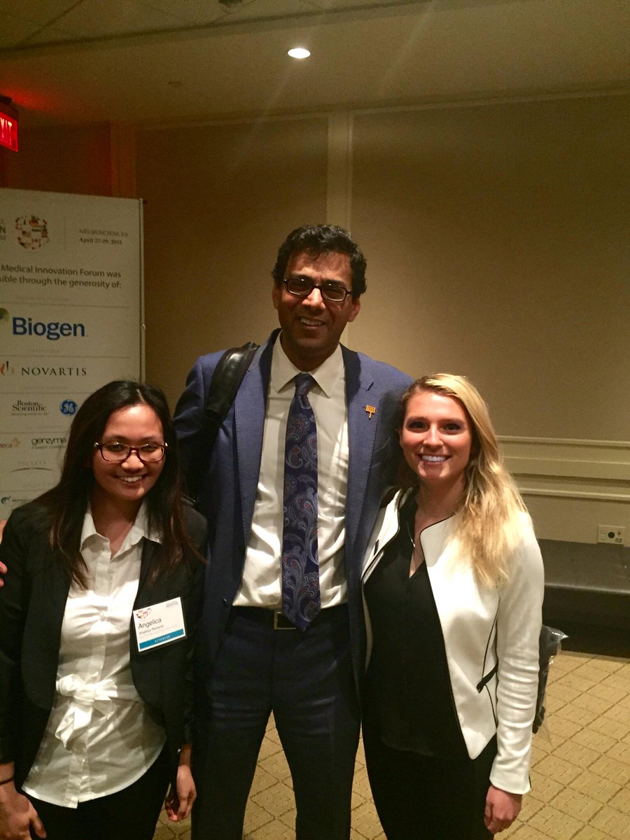 BWHiHub's tweet photo. Angelica from iHub & Ali from BRI both Northeastern co-ops, with their writing role model, Dr. Atul Gawande #WMIF15 http://t.co/lpxbSGvFMX