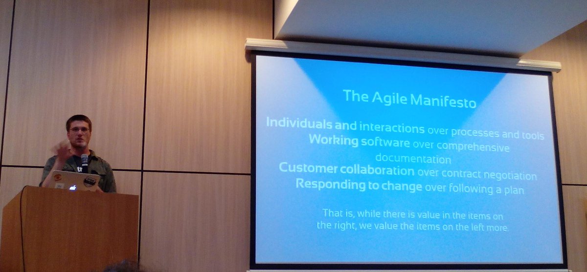 DianeLanterman's tweet photo. Nice contextual &amp; historical intro to The #Agile #Manifesto and its principles by @mlainez (@Spin_42) #FeWeb #BeTech http://t.co/5e71pbvy7o