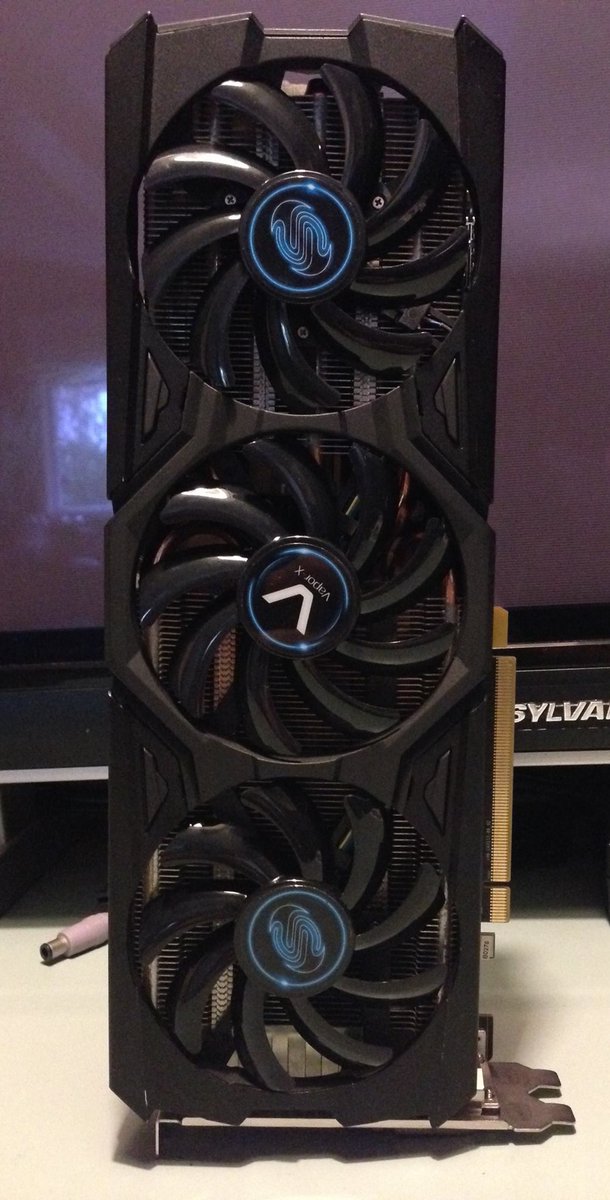 AMD_UK's tweet photo. Quality Engineering. Custom #290X Vapor-X paintjob by Dylan. http://t.co/H6K3GNbd9d