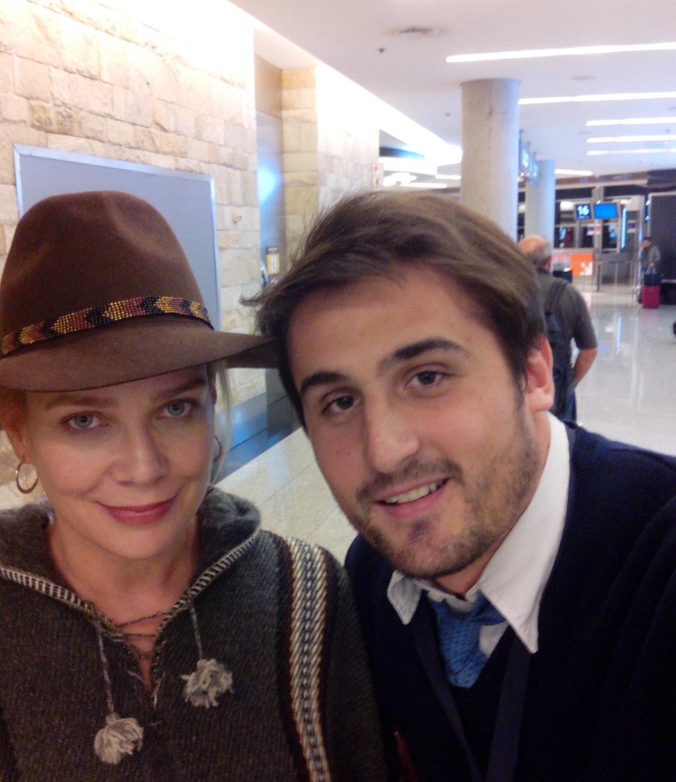 alvangonzalez's tweet photo. Genia ! @Laurie_Holden http://t.co/TY67Wx9Mg6