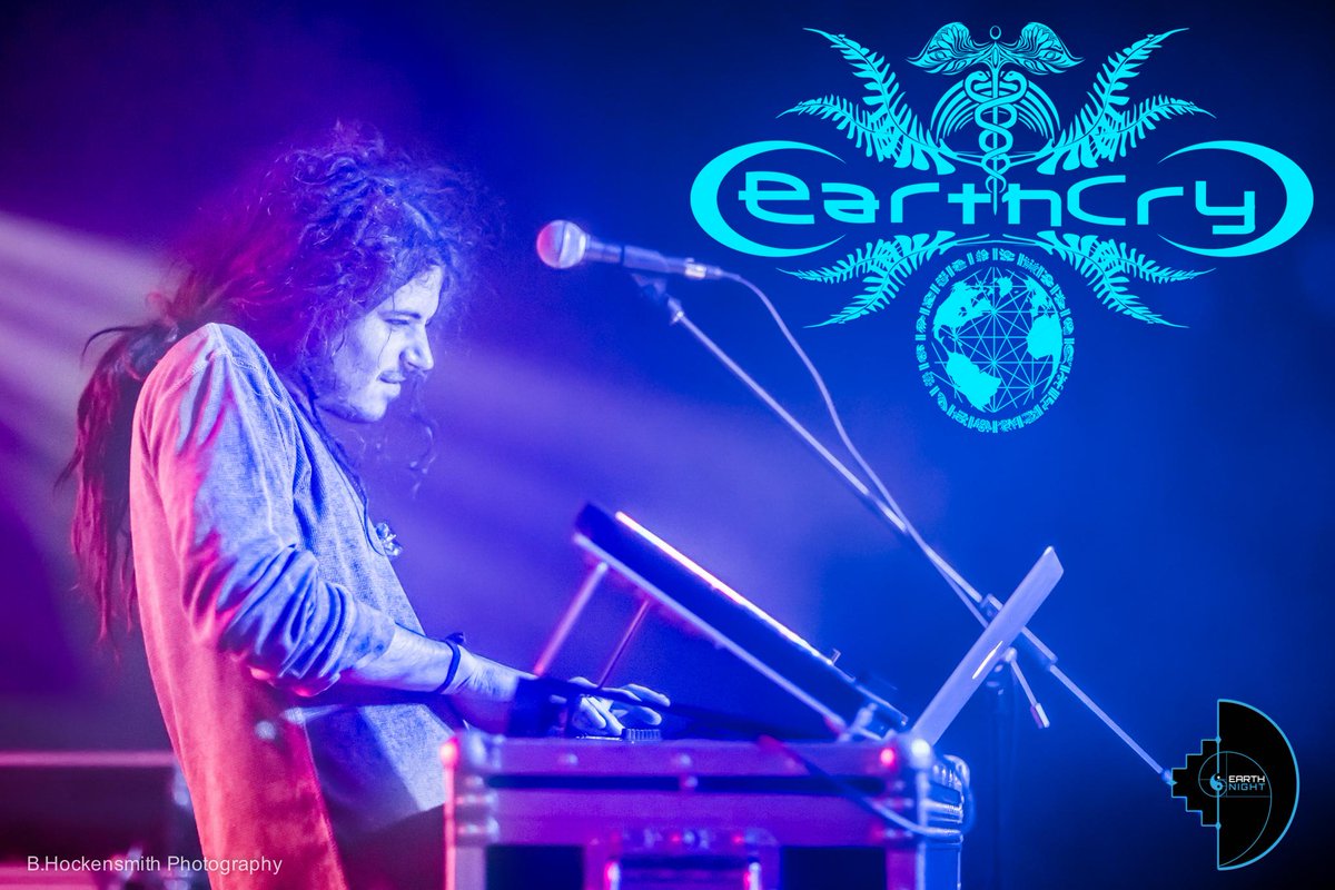 papadosio's tweet photo. @EarthCryMusic Will be opening for our show at @930Club on May 15th!->http://t.co/8DVgBQA30N #Fourshadows Finale http://t.co/smDb93F4SF