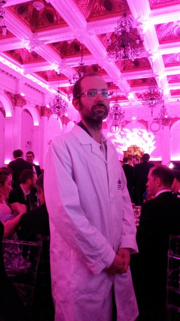 rachelparle's tweet image. Ready for @MandHShow awards. @sbeebee dressed up for occasion and getting lots of admiring glances  #LabcoatLove