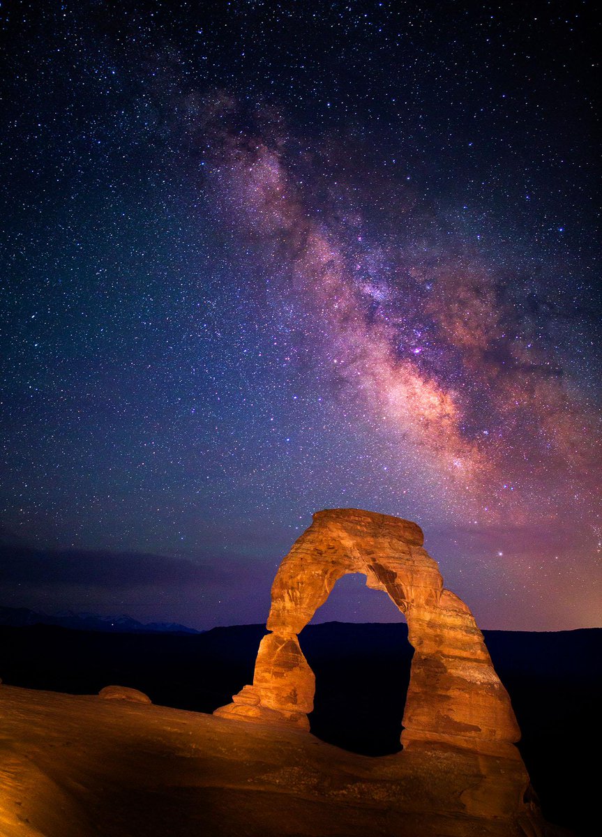 jswansonphoto's tweet photo. Delicate Arch and the #MilkyWay at 3:55am on a recent night in @ArchesNPS http://t.co/0k9xwJYQ3i