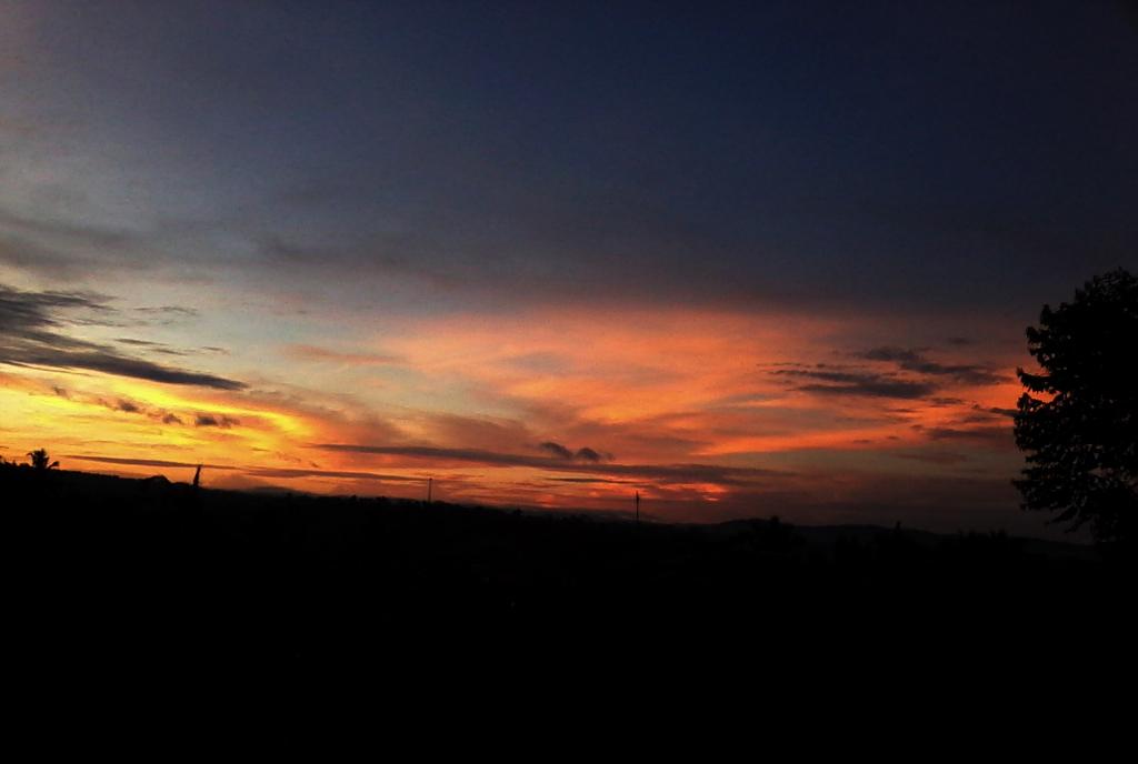 AsepGorbachev's tweet photo. Beautiful sunset .... http://t.co/F3UypnJgov