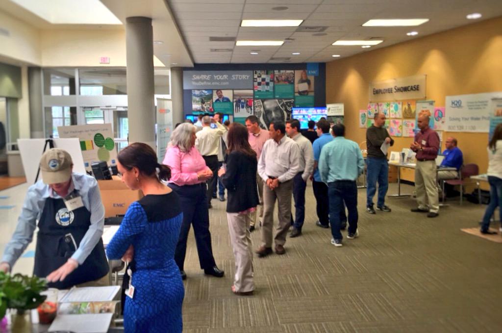 erinzhou's tweet photo. Awesome turnout! Happy #EarthMonth at #EMC http://t.co/KOiBvr2kWM