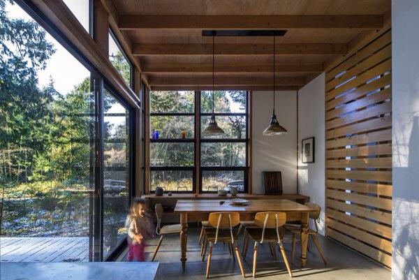 taraceagroup's tweet photo. #WeLoveWood- The Lightbox House #Washington #forest. Via @TheCoolist​
http://t.co/t7onx7vRfk http://t.co/5DUdBbu7LF