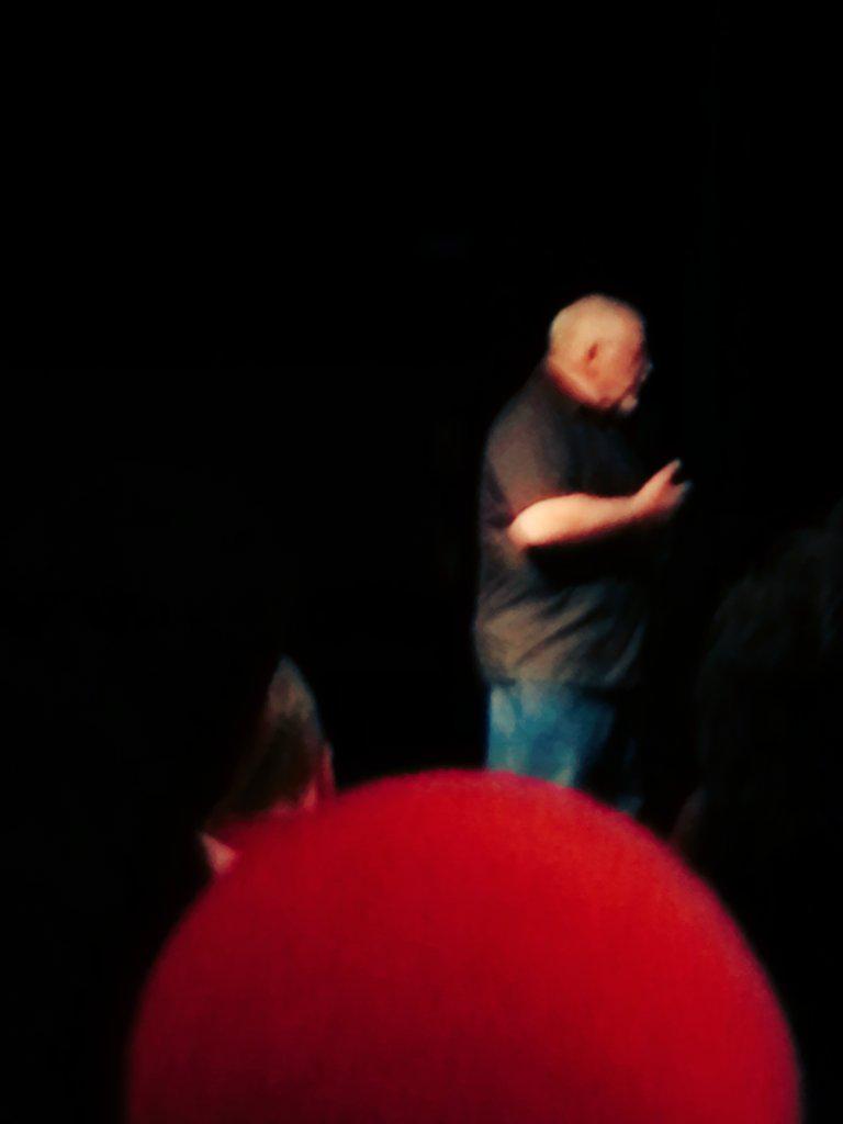revoptimista's tweet photo. Desde Orihuela.
"Se auténtico y permitirás serlo a los demas "
El gran Jorge Bucay.
Gracias, gracias y gracias. http://t.co/hbgwyI41Yi