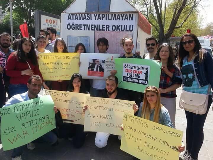 Denizsimay01's tweet photo. KpssMagduru OgretmeneTelafi Nisanda 40Bin Müjdesi, Haziran Öncesi Atamayla Olur @DuzgunOrhan @ABabuscu @EgitimBirSen http://t.co/6dYrLpm8xt