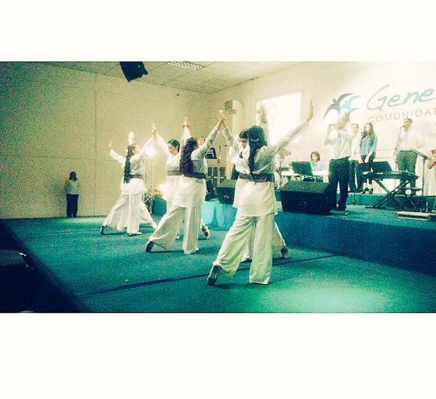MDP_KADOSH's tweet photo. “Danzar es como estar soñando pero con tus pies." #FelizDiaInternacionalDeLaDanza 💃💫 http://t.co/GrxKiL5aLv