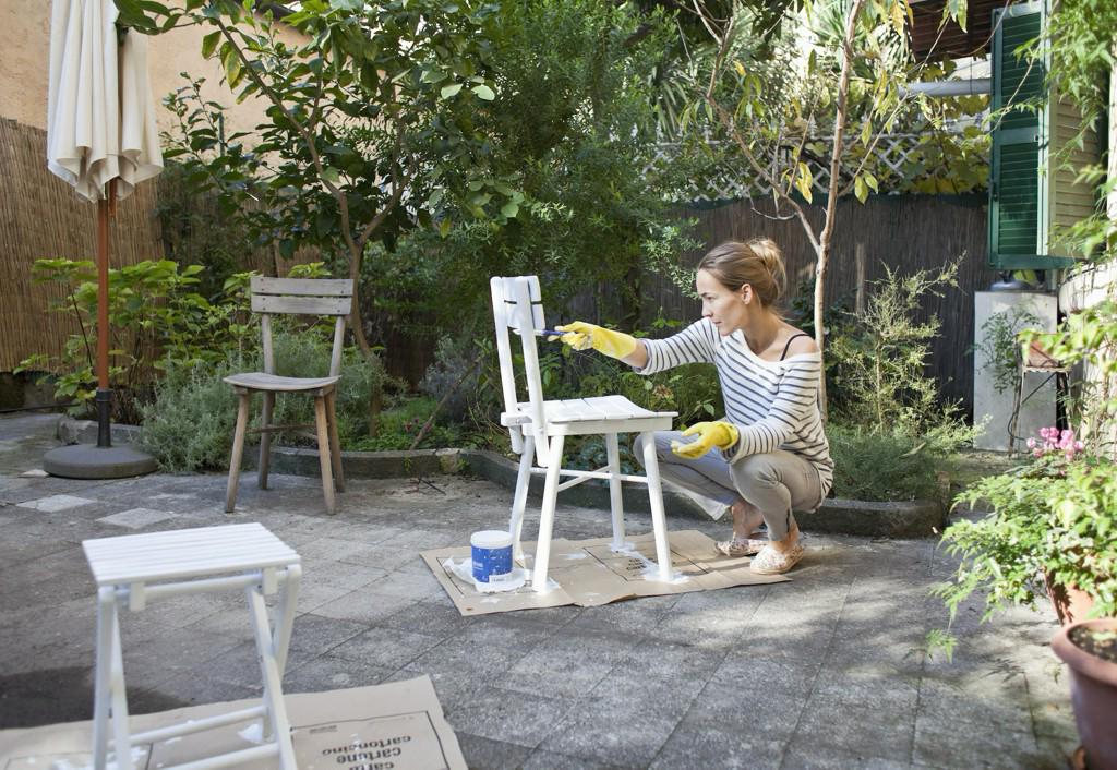 ELLEDECOR's tweet photo. The 5 Biggest Mistakes You Make When Painting Furniture http://t.co/qeiCARMwcf http://t.co/GBcXIyKPQA