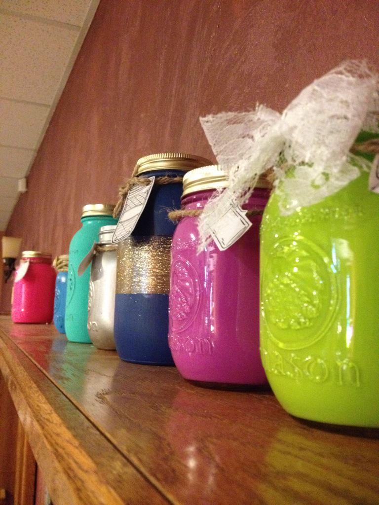 deco_jars's tweet photo. prep for #YouthX ☺️ #decojars http://t.co/FLahcdHHH7